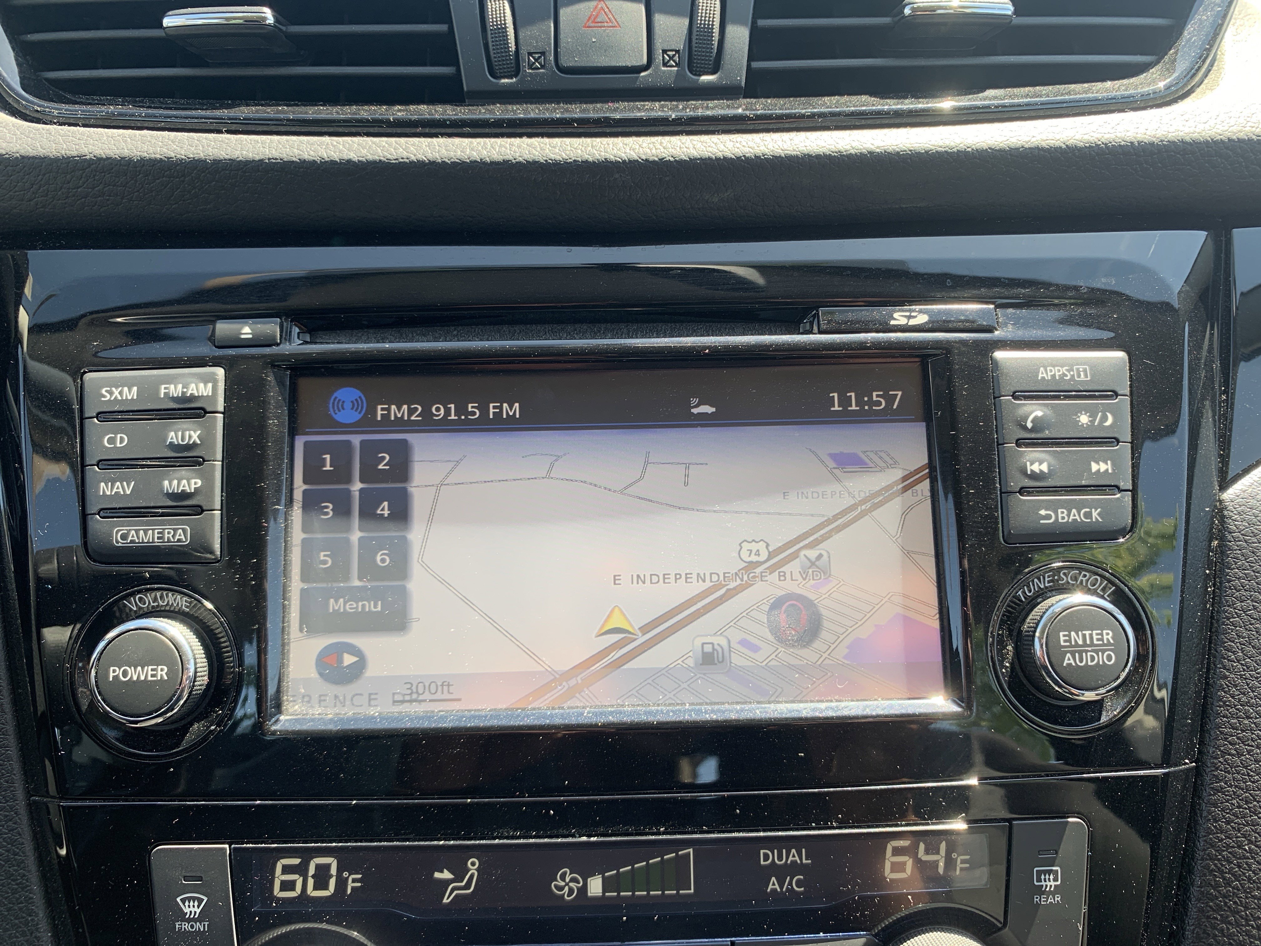 Used 2017 Nissan Rogue Sport SV w/ SV Premium Package FWD image 24