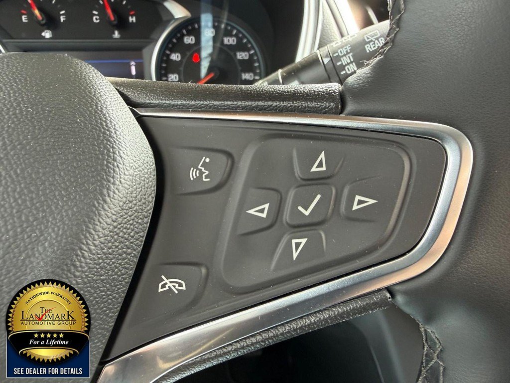 Used 2024 Chevrolet Equinox LT FWD image 11