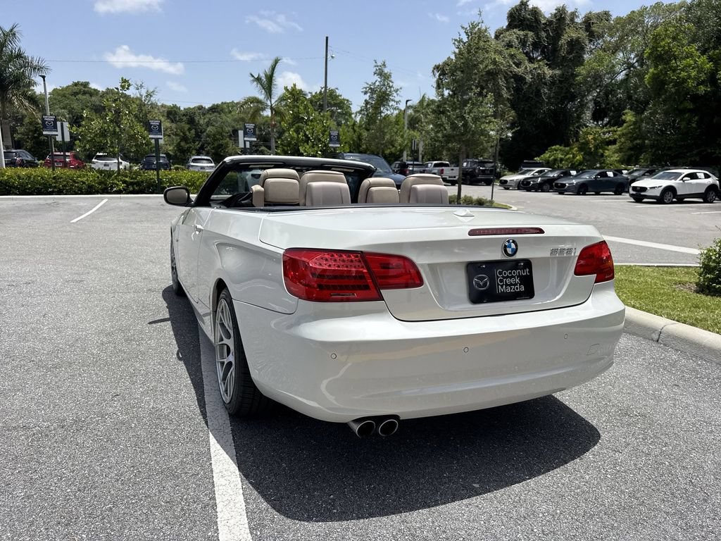 Used 2012 BMW 328i Convertible RWD image 25