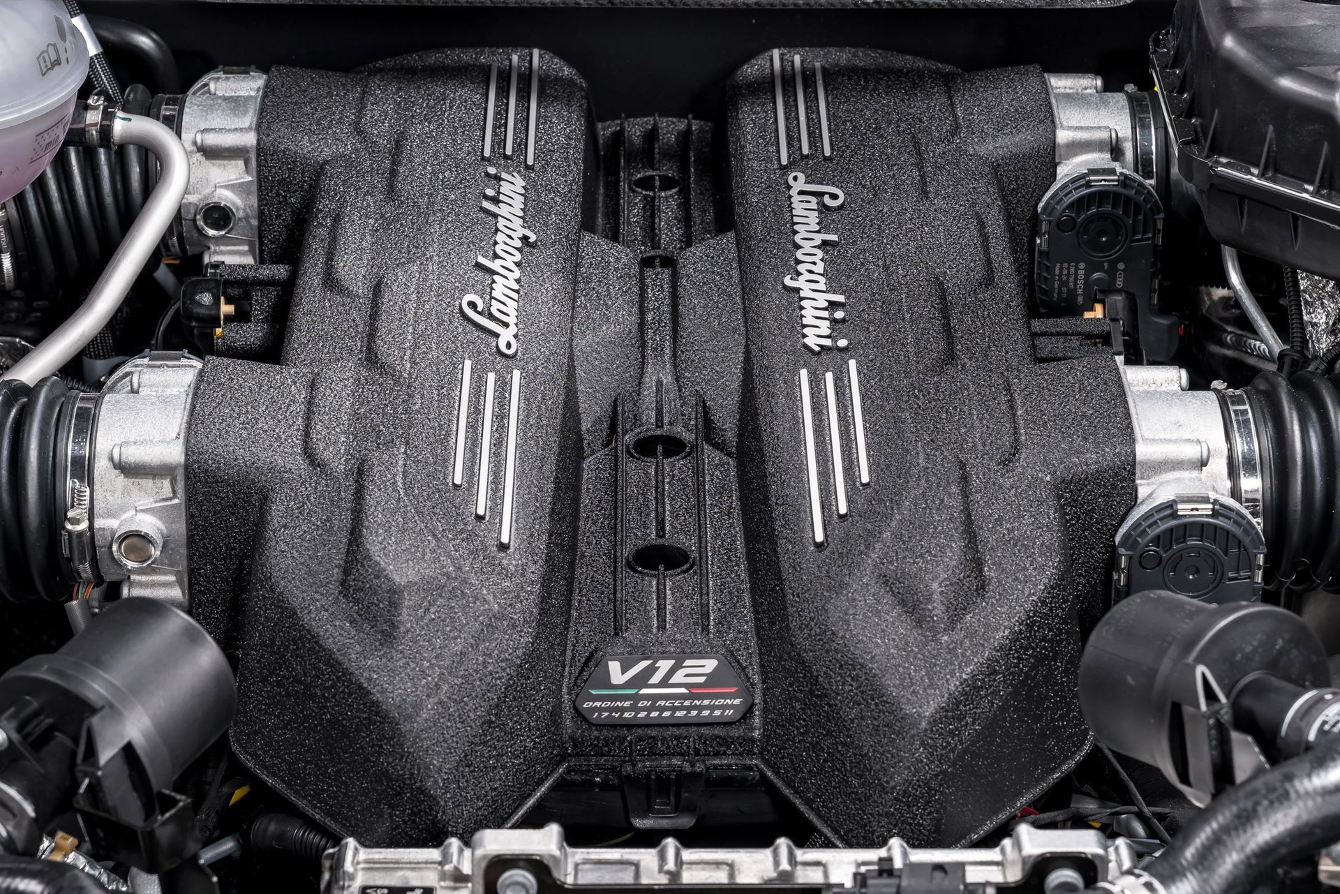 Used 2024 Lamborghini Revuelto image 50
