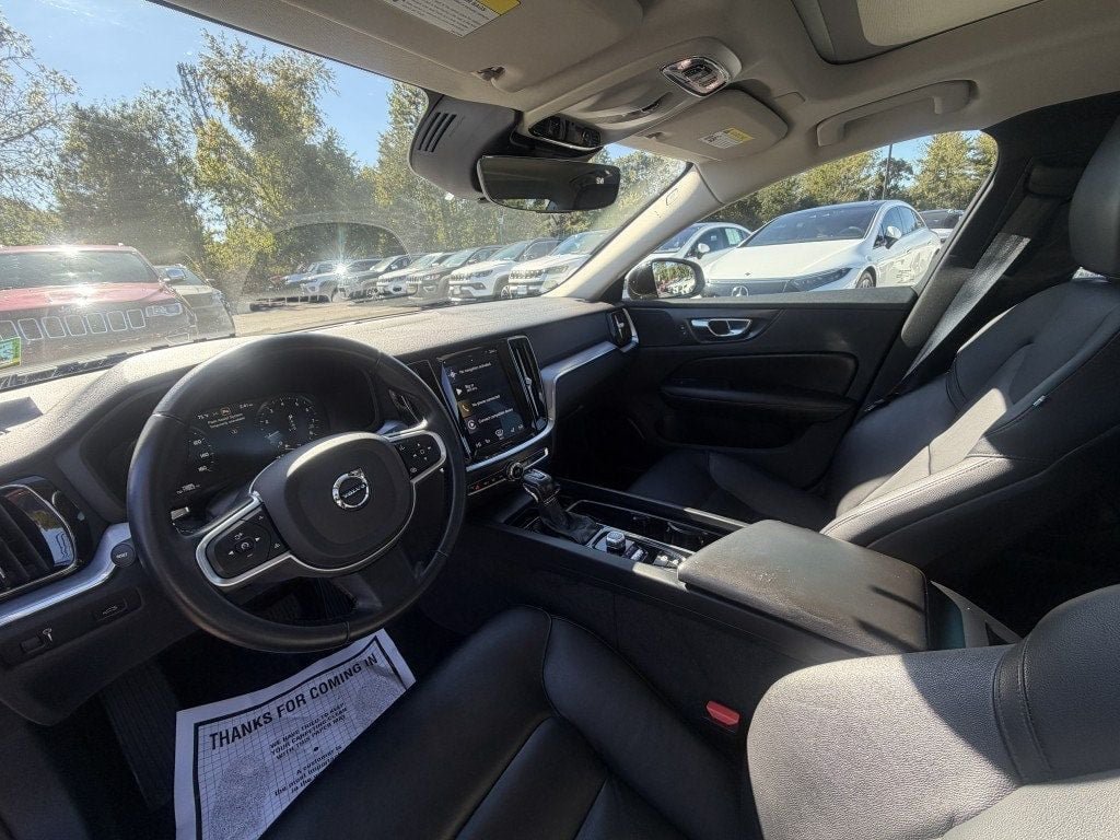 Used 2020 Volvo S60 T6 Momentum AWD/4WD image 13
