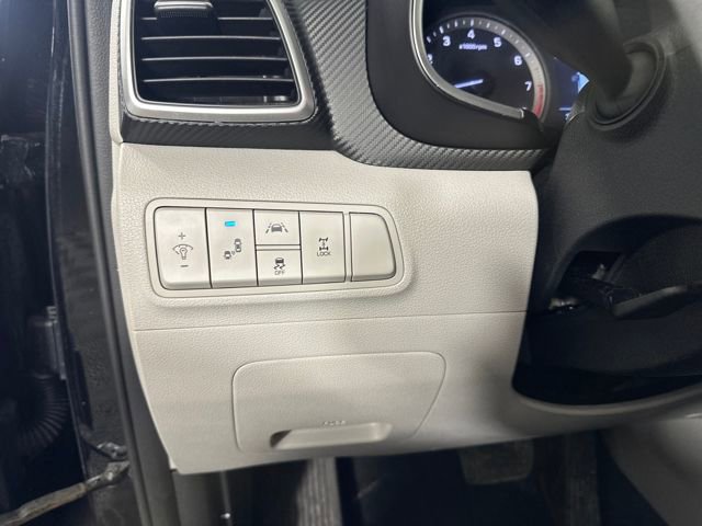 Used 2020 Hyundai Tucson Value w/ Winter Weather Package image 19