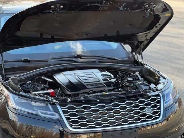 Used 2018 Land Rover Range Rover Velar S AWD/4WD image 44