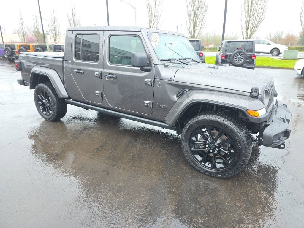 Used 2024 Jeep Gladiator Sport image 6