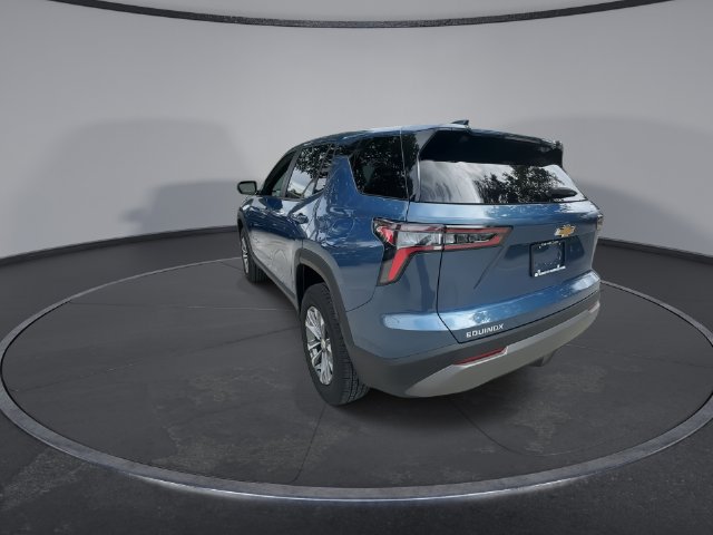 Used 2026 Chevrolet Equinox LT FWD image 6