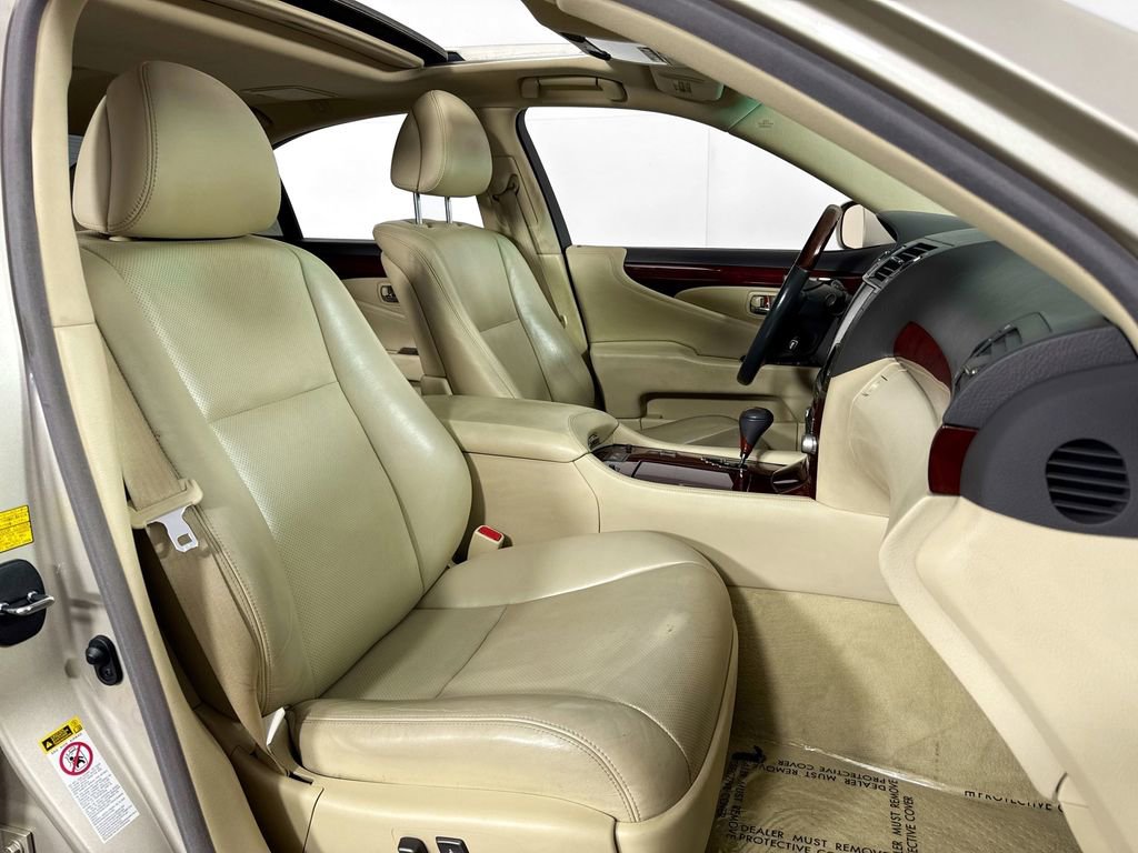 Used 2012 Lexus LS 460 image 35