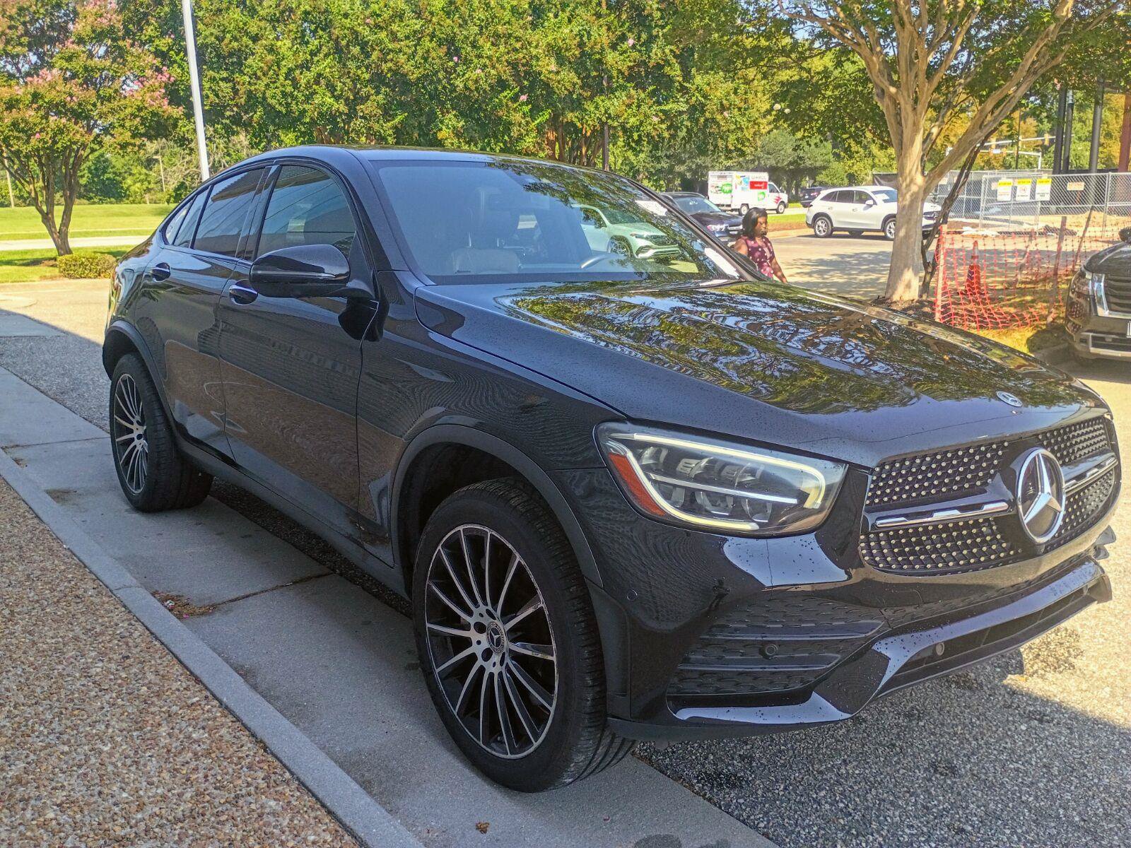 Used 2023 Mercedes-Benz GLC 300 4MATIC Coupe image 6