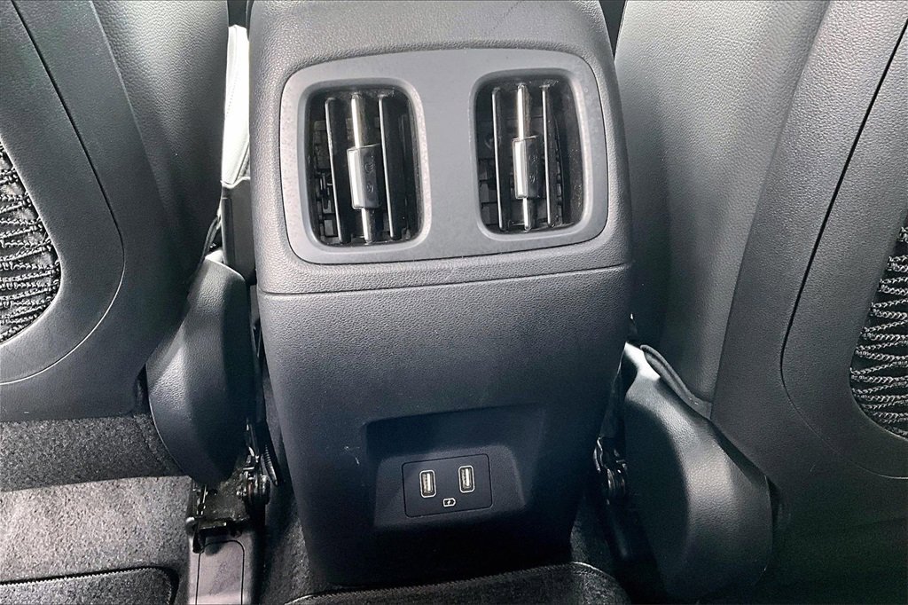 Used 2023 Hyundai Santa Cruz Limited image 12