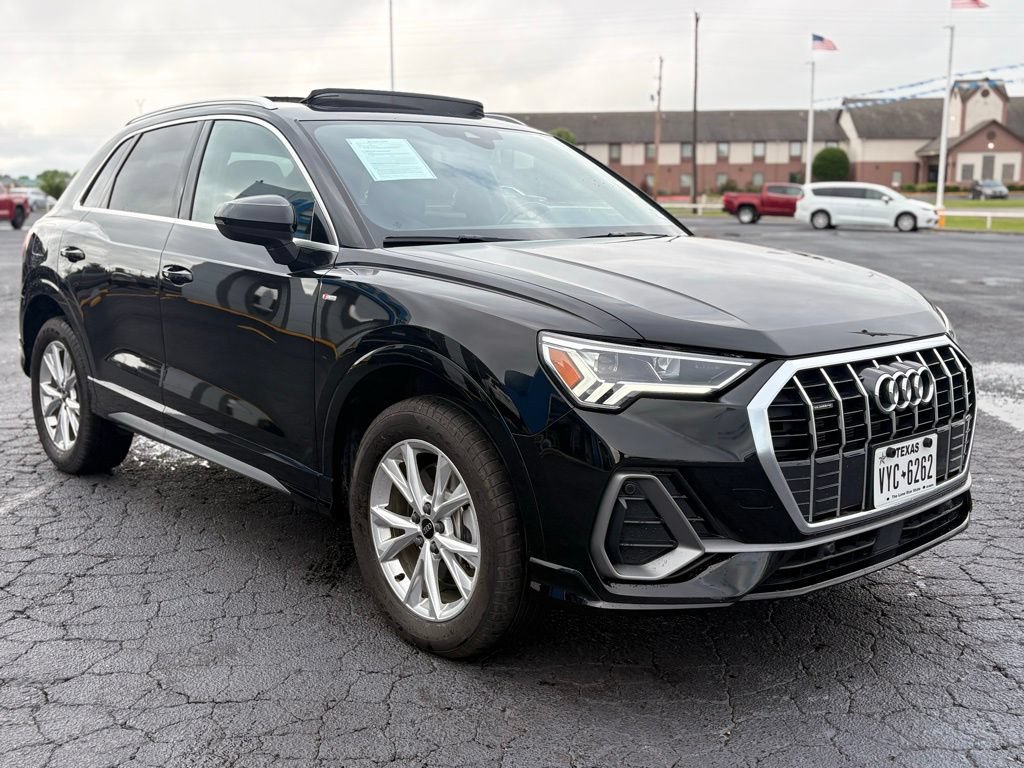 Used 2025 Audi Q3 2.0T Premium AWD/4WD image 3