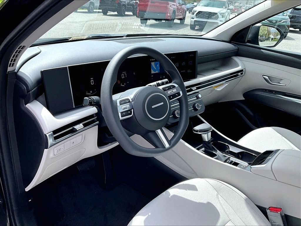 Used 2026 Hyundai Tucson SE AWD/4WD image 8