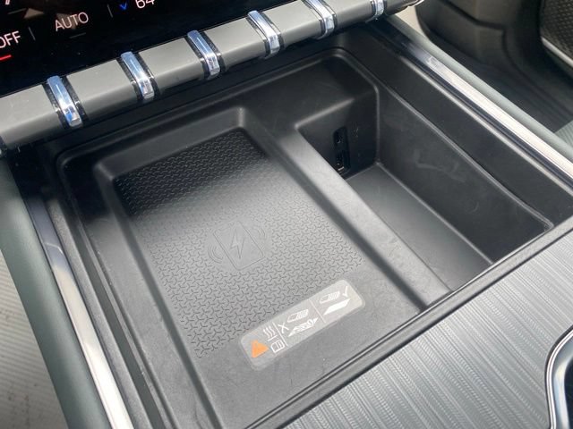 Used 2026 GMC Acadia AT4 w/ LPO, Floor Liner Package AWD/4WD image 19