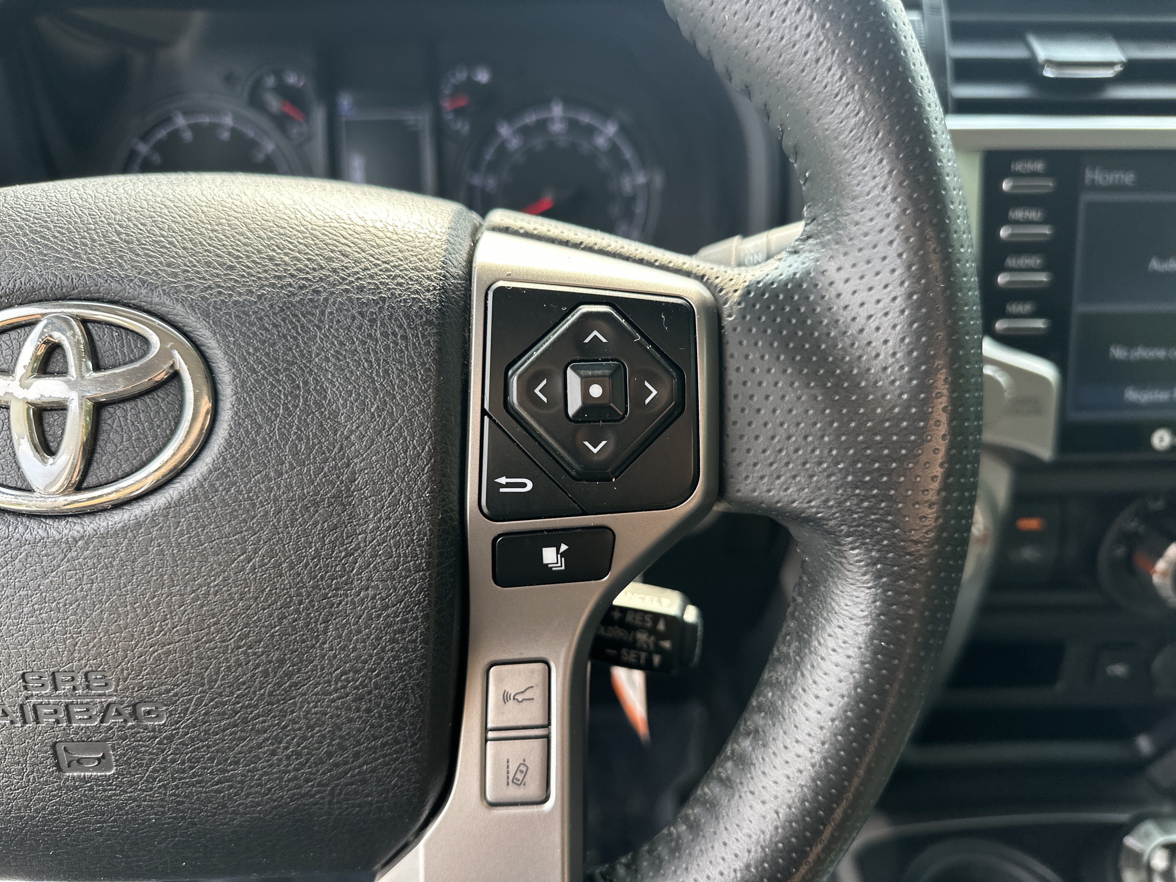 Used 2021 Toyota 4Runner SR5 AWD/4WD image 20