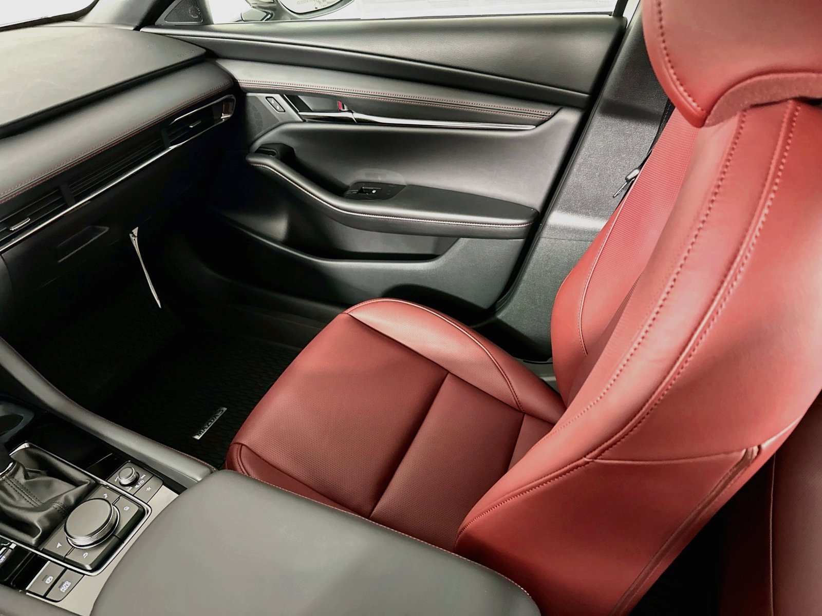 New 2026 MAZDA MAZDA3 Carbon AWD/4WD image 24