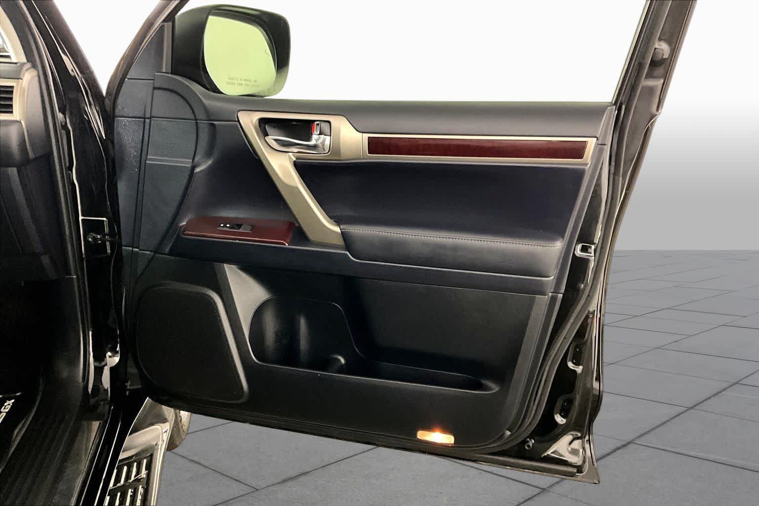 Used 2019 Lexus GX 460 Premium AWD/4WD image 21