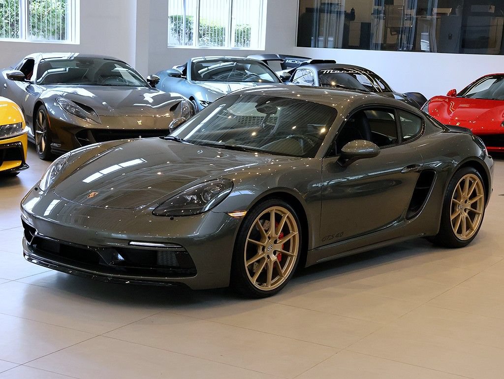 Used 2025 Porsche 718 Cayman GTS RWD image 27
