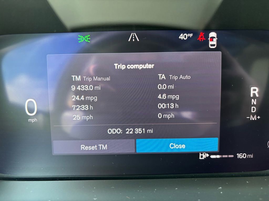 Certified 2023 Volvo XC60 B5 Core w/ Climate Package image 8