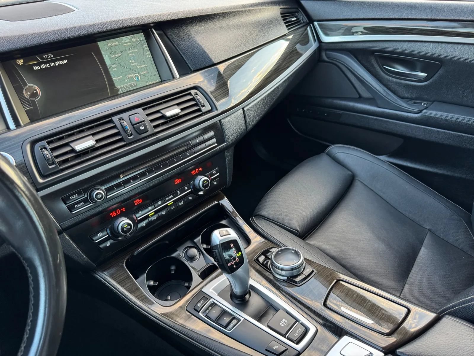 Used 2014 BMW 535d Sedan RWD image 31
