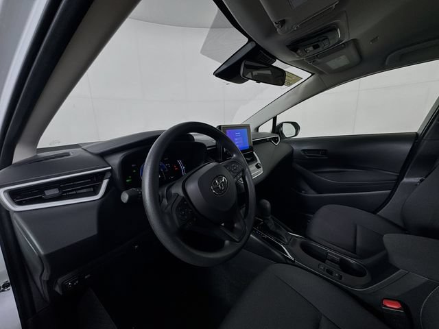 Used 2026 Toyota Corolla LE FWD image 21
