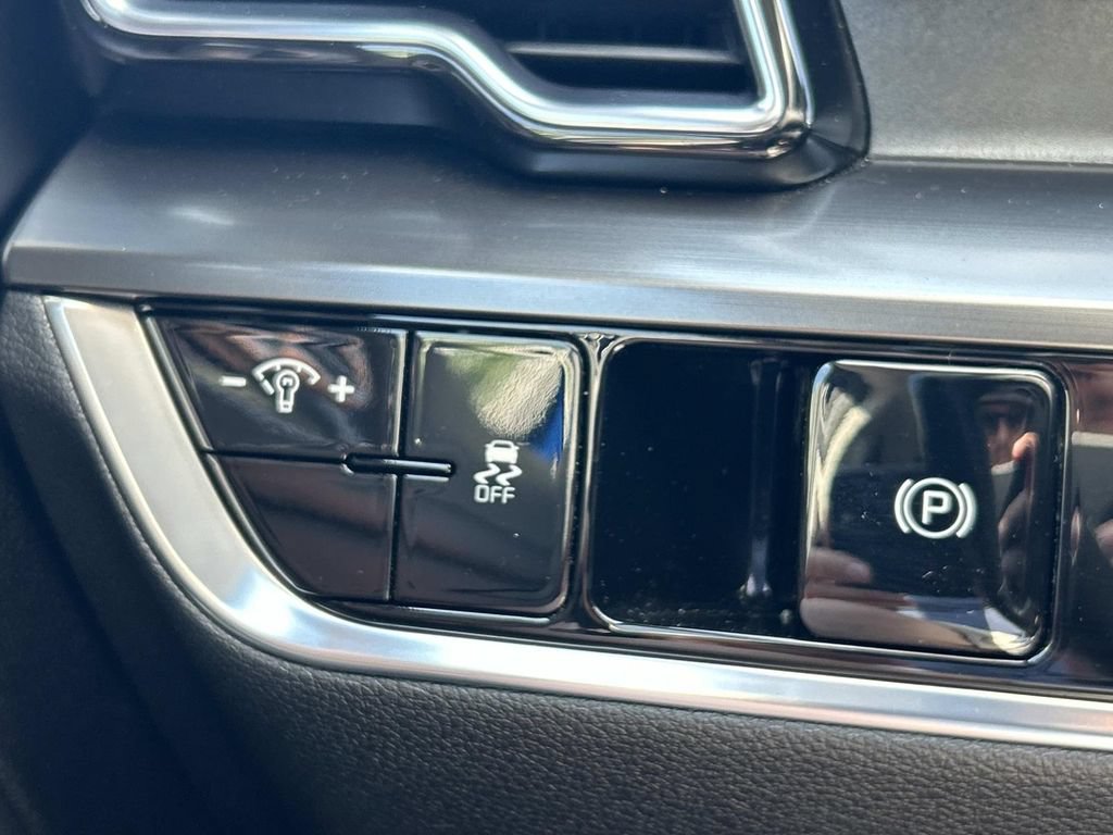 Used 2023 Kia Sportage EX AWD/4WD image 27