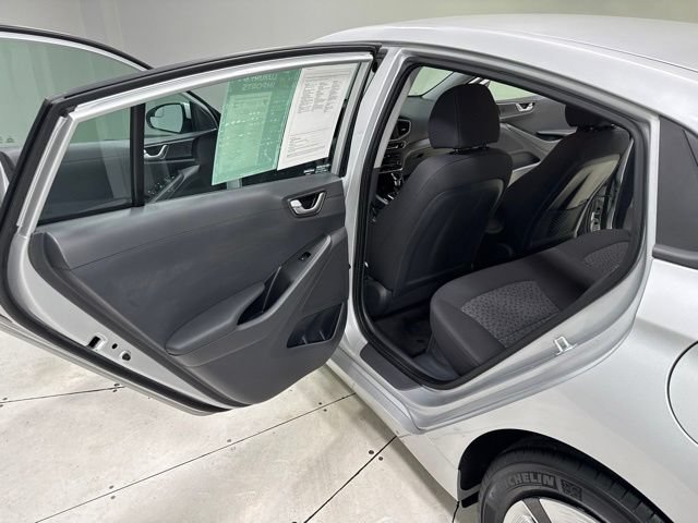 Used 2018 Hyundai Ioniq Blue FWD image 15