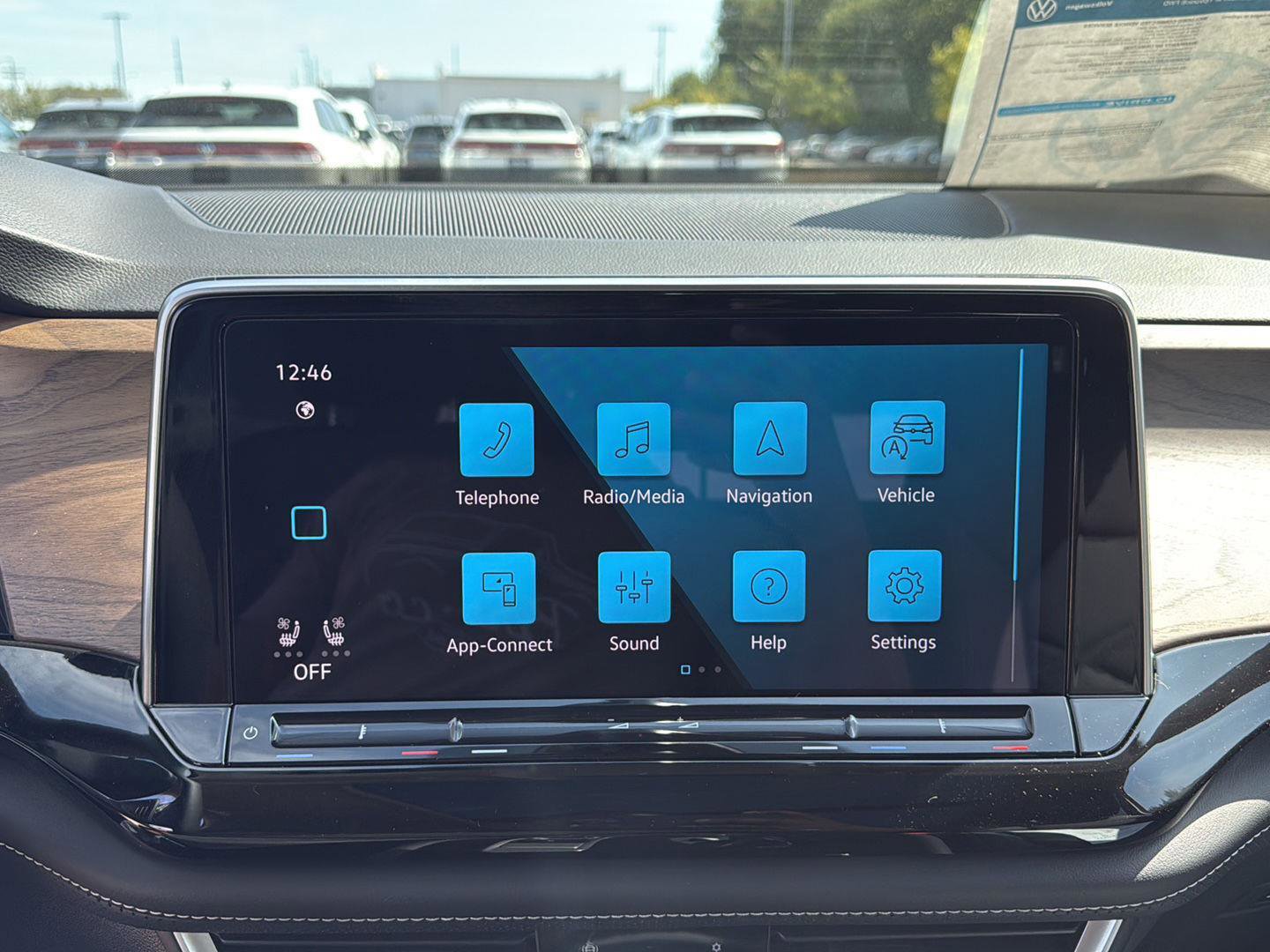 New 2026 Volkswagen Atlas SE image 16