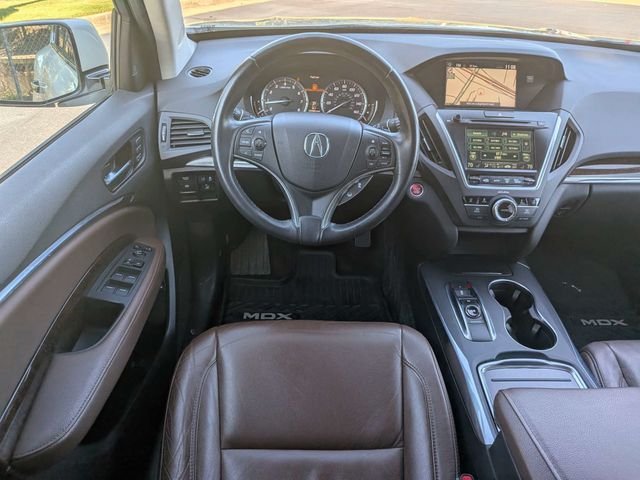 Used 2017 Acura MDX w/ Technology Package AWD/4WD image 16
