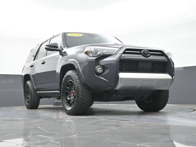 Used 2024 Toyota 4Runner TRD Off-Road Premium w/ Moonroof Package AWD/4WD image 55