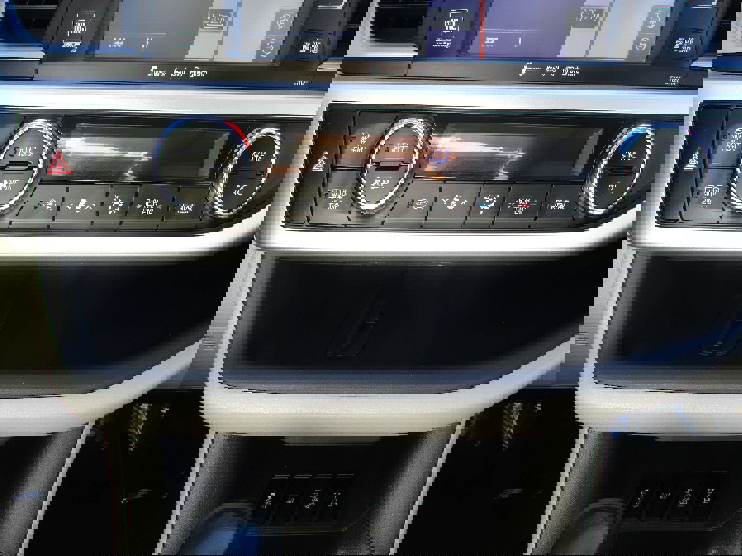 Used 2016 Toyota Highlander Limited image 27