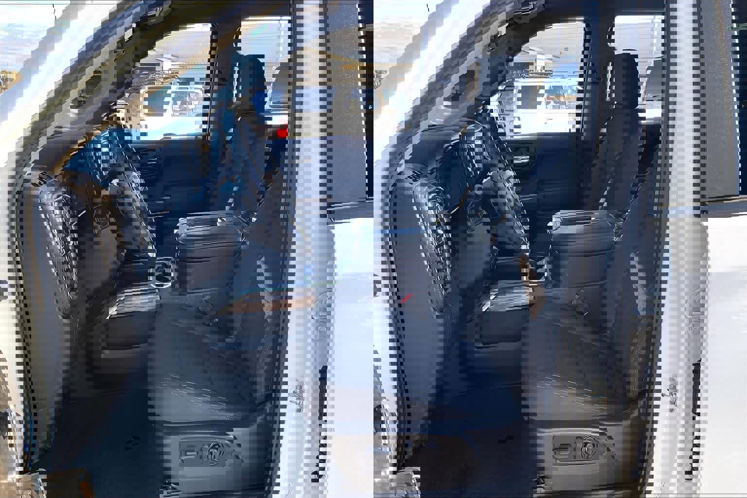 Used 2022 Chevrolet Silverado 1500 LT Trail Boss w/ Safety Package image 25