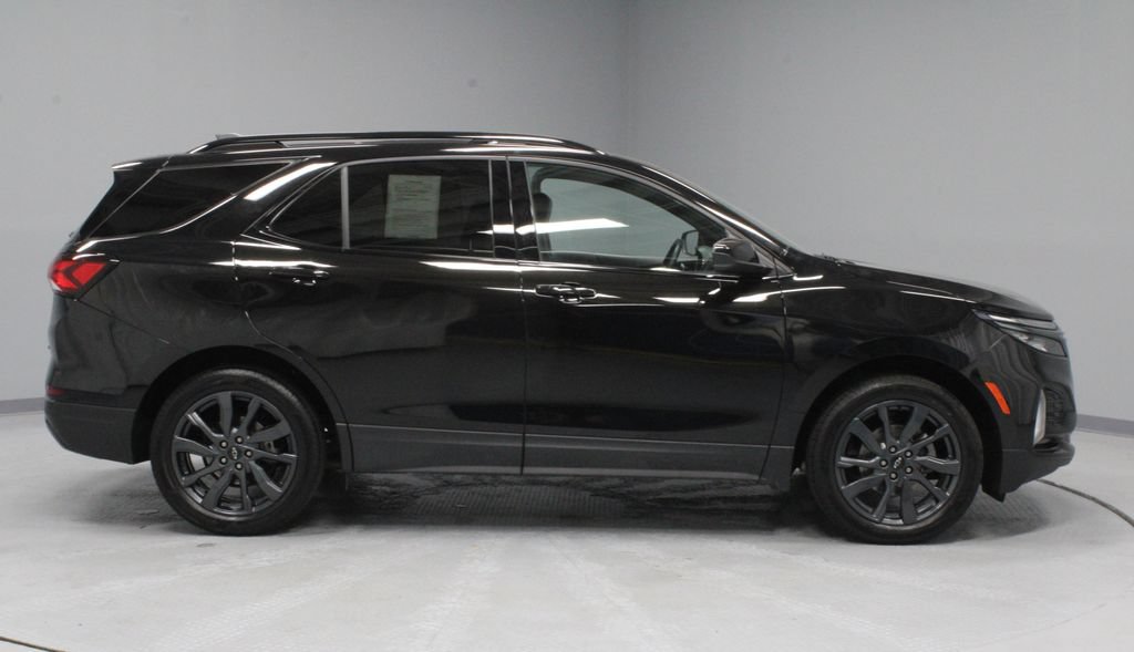 Used 2023 Chevrolet Equinox RS FWD image 13