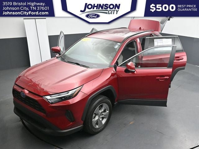 Used 2024 Toyota RAV4 XLE AWD/4WD image 37