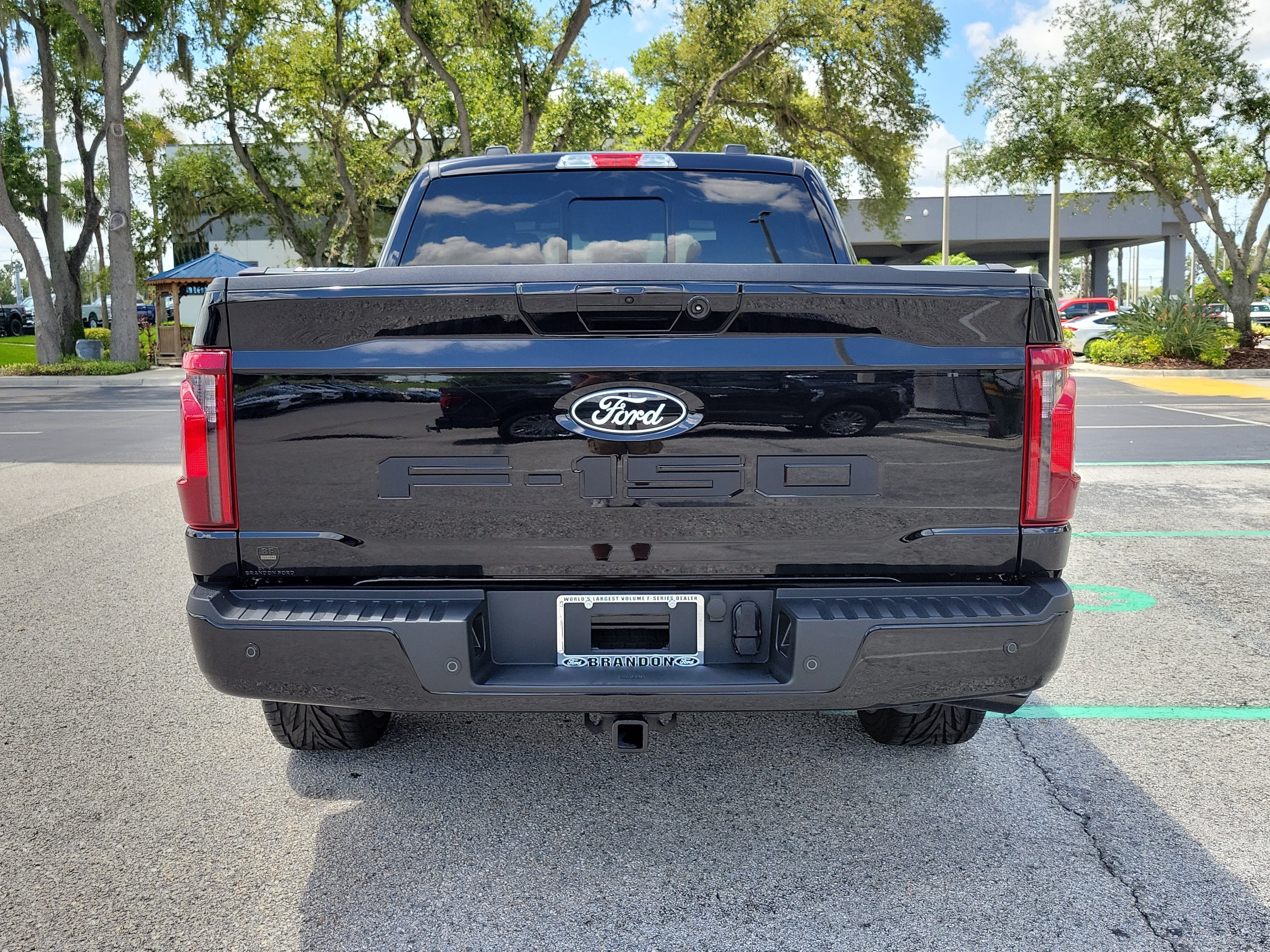 Used 2025 Ford F150 XLT w/ Equipment Group 302A MID RWD image 8