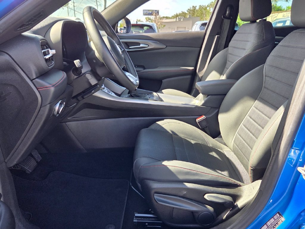 Used 2024 Dodge Hornet GT w/ GT Blacktop Package AWD/4WD image 11