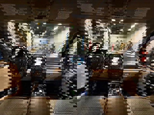 Used 2019 Ford F250 XLT w/ XLT Premium Package image 28