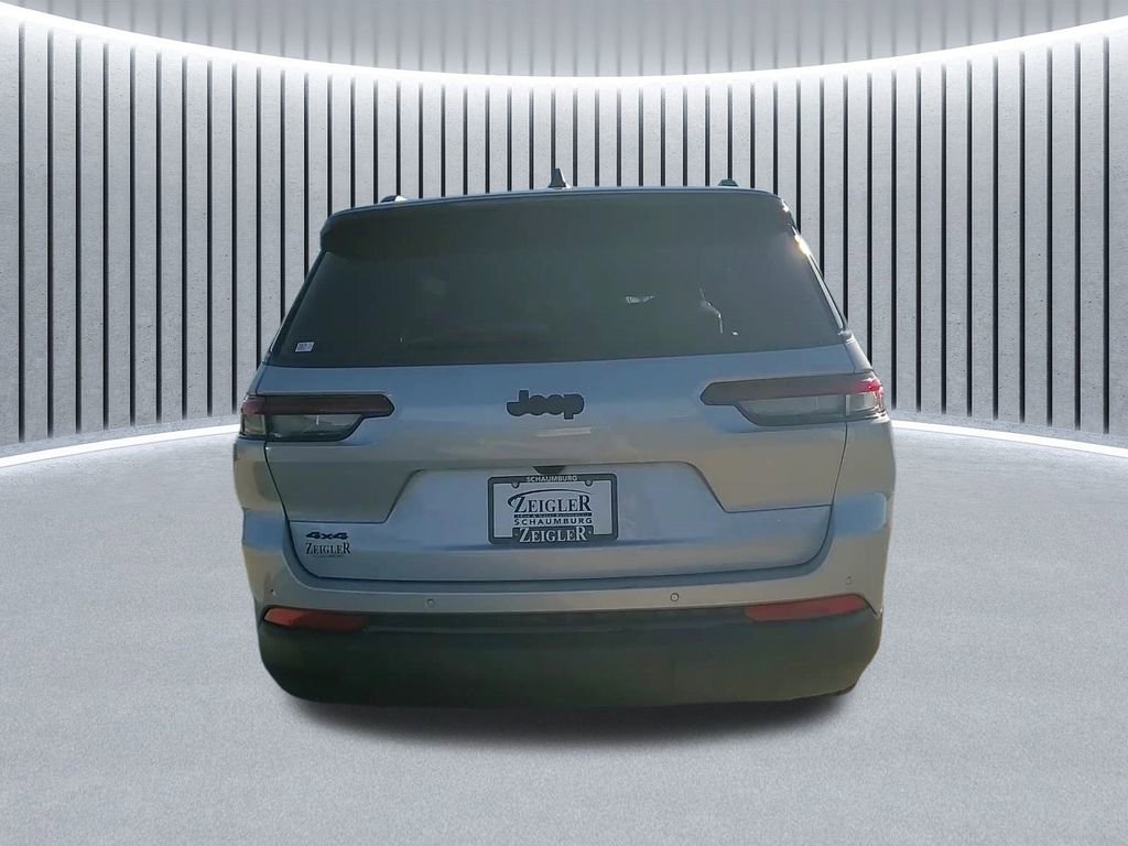 New 2025 Jeep Grand Cherokee L Altitude image 4