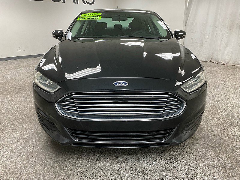 Used 2014 Ford Fusion SE image 2