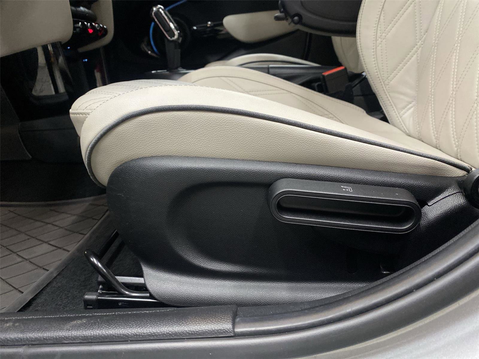 Certified 2023 MINI Cooper S FWD image 18