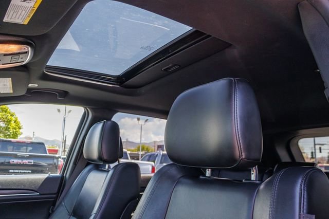Used 2021 Jeep Grand Cherokee Limited AWD/4WD image 10