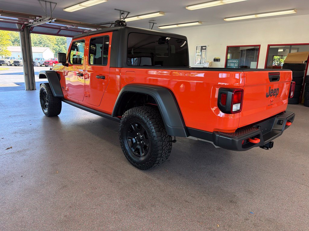 Certified 2023 Jeep Gladiator Mojave w/ Cold Weather Group AWD/4WD image 21