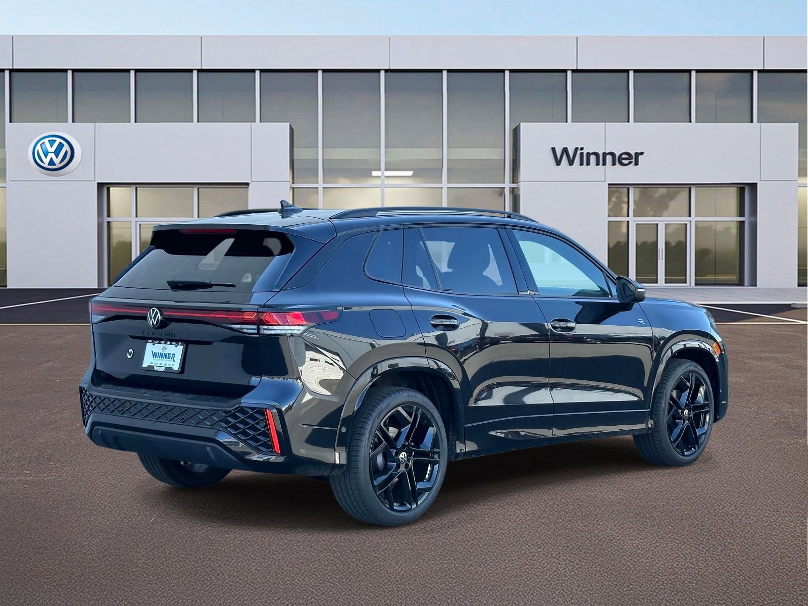 New 2026 Volkswagen Tiguan SE R-Line image 5