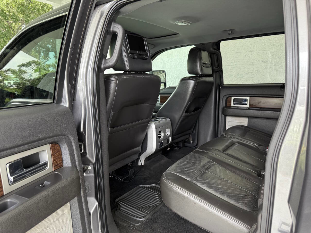 Used 2013 Ford F150 Lariat w/ Luxury Equipment Group image 12