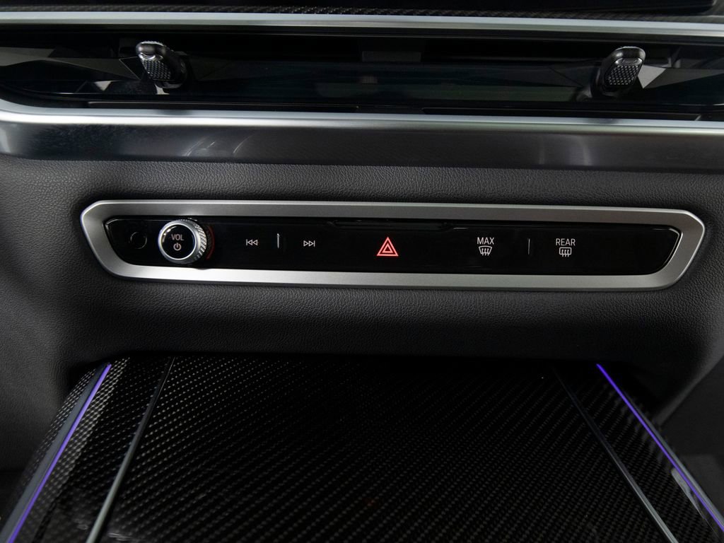 Used 2025 BMW X7 M60i AWD/4WD image 24