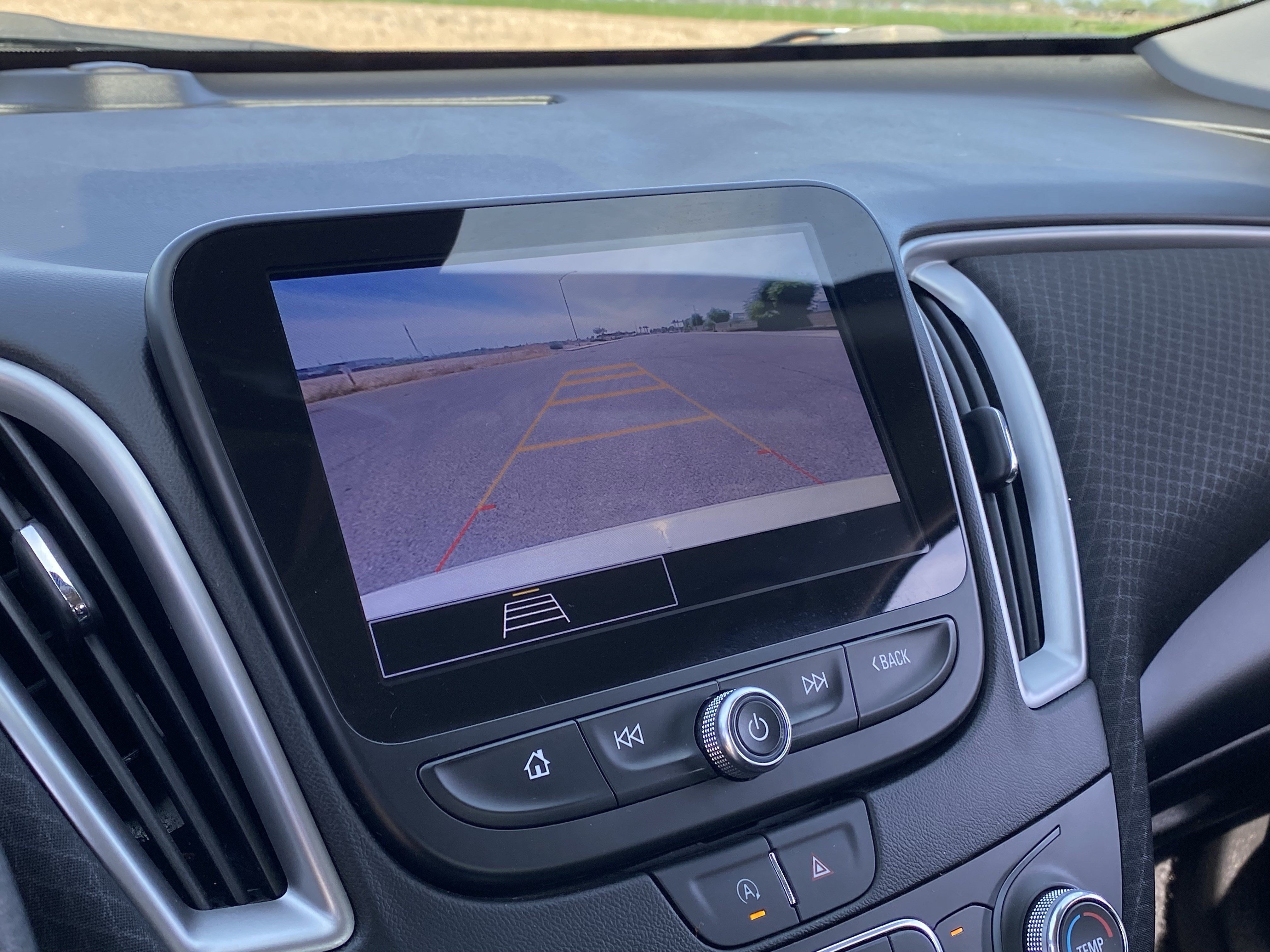 Used 2025 Chevrolet Malibu LS FWD image 23