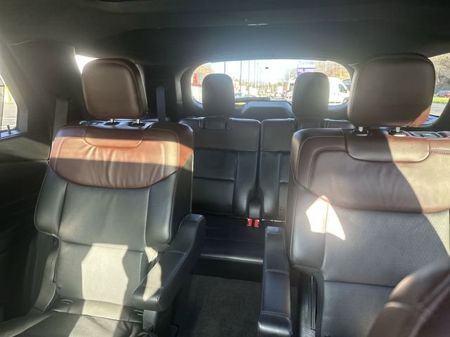 Used 2023 Ford Explorer Platinum w/ Technology Package image 28