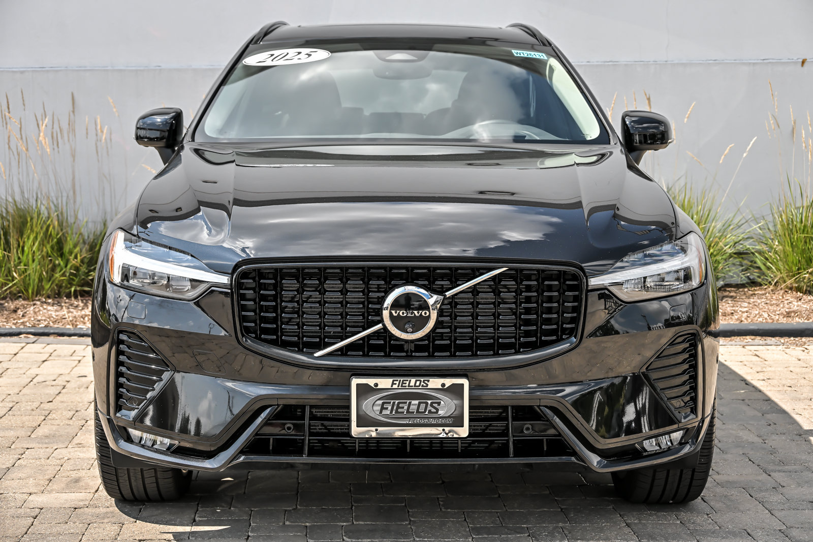 Used 2025 Volvo XC60 B5 Ultra w/ Protection Package Premier AWD/4WD image 4