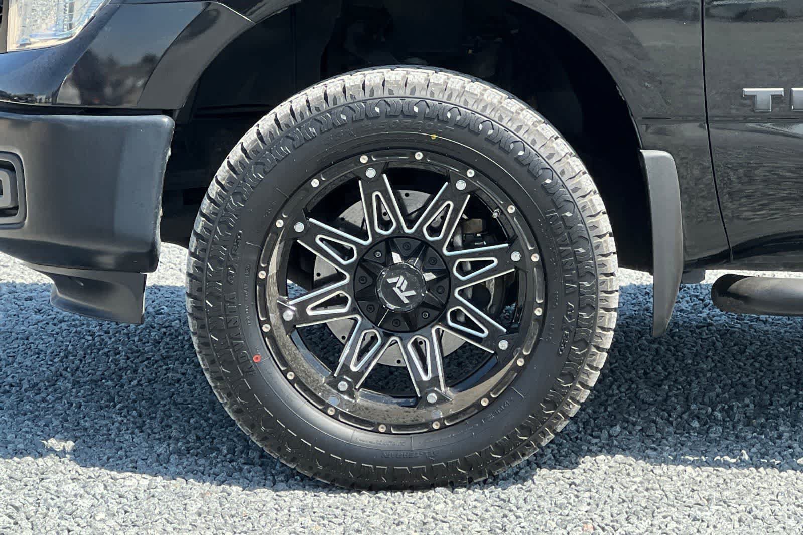 Used 2018 Nissan Titan S w/ S Utility Package AWD/4WD image 34