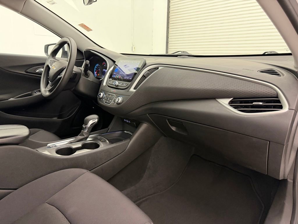 Used 2024 Chevrolet Malibu LT FWD image 46