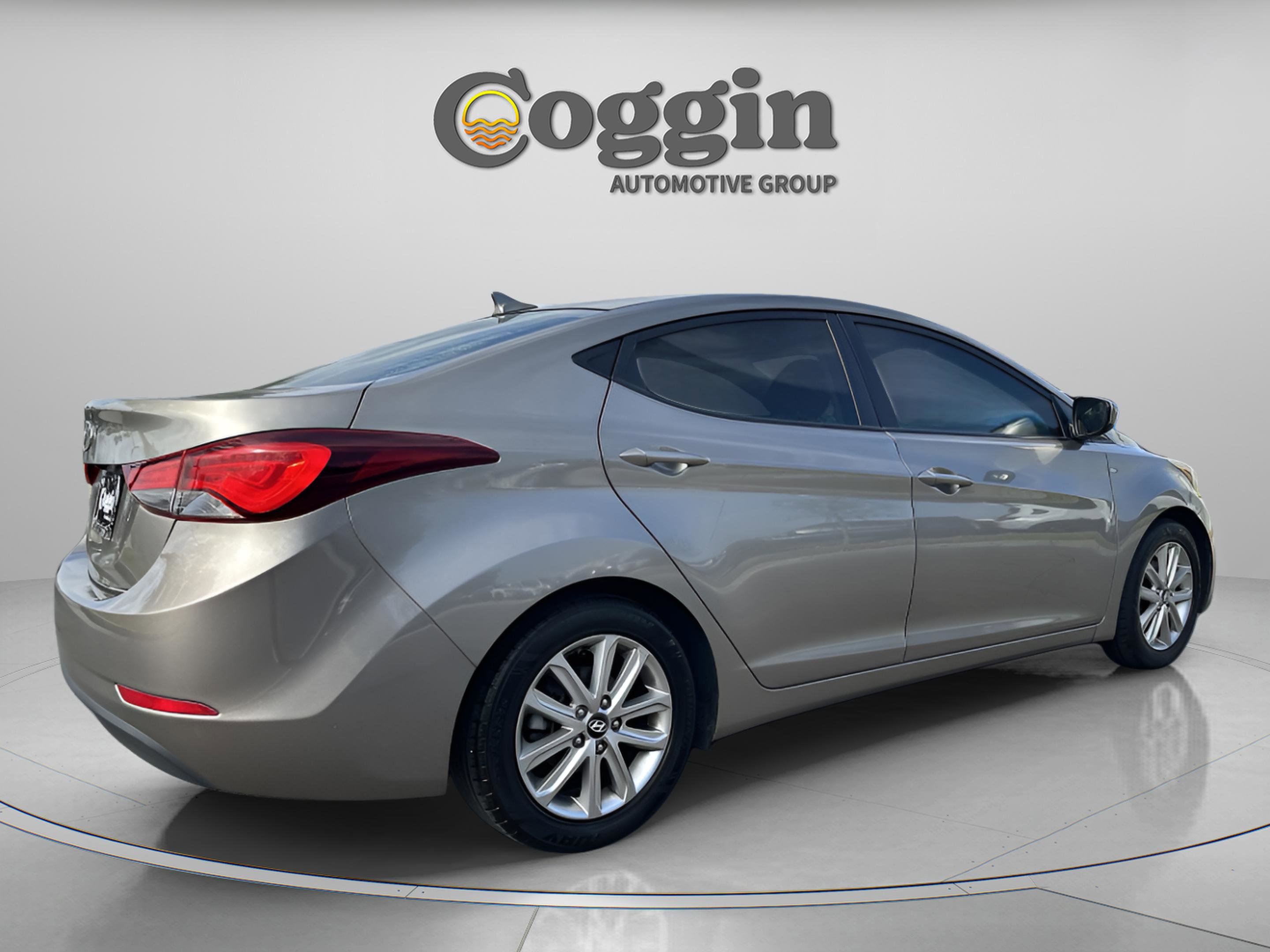 Used 2015 Hyundai Elantra SE w/ Option Group 02 image 6