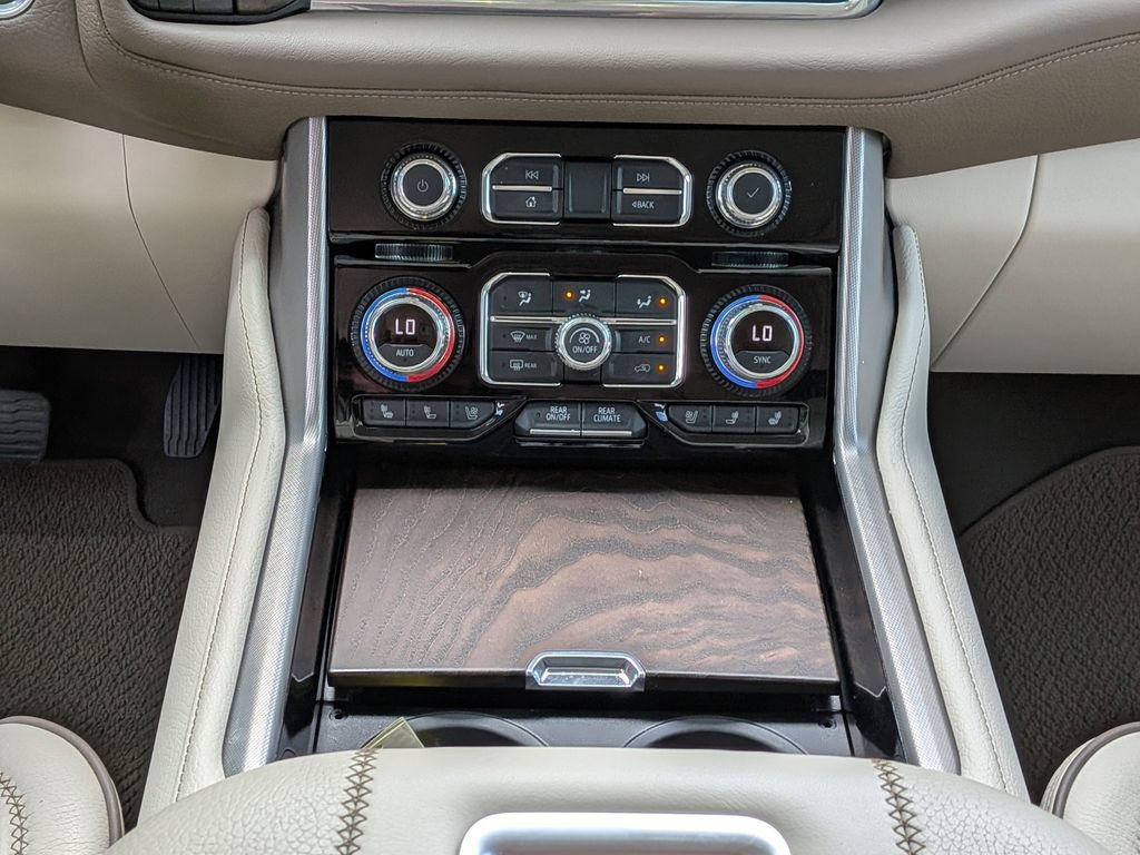 Used 2021 GMC Yukon Denali w/ Denali Ultimate Package image 20