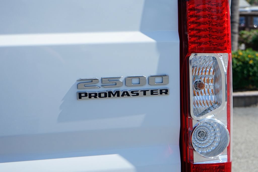 Used 2025 RAM ProMaster 2500 w/ Convenience Group FWD image 42